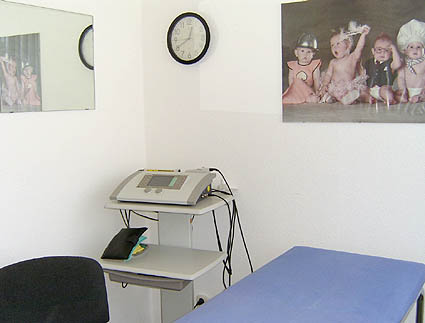 Behandlungsraum der Krankengymnastik- u. Massagepraxis Dümpten · Lymphdrainage · Physiotherapie · Anette Leimbach · 45475 Mülheim